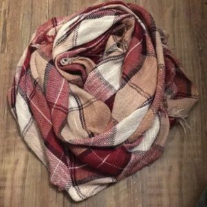 Infinity scarf